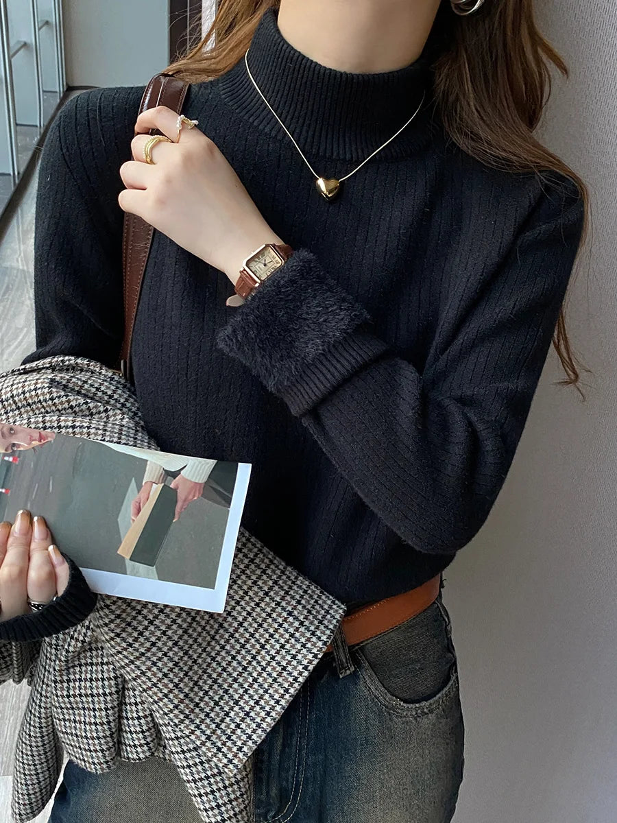 Women’s Warm Turtleneck Sweater