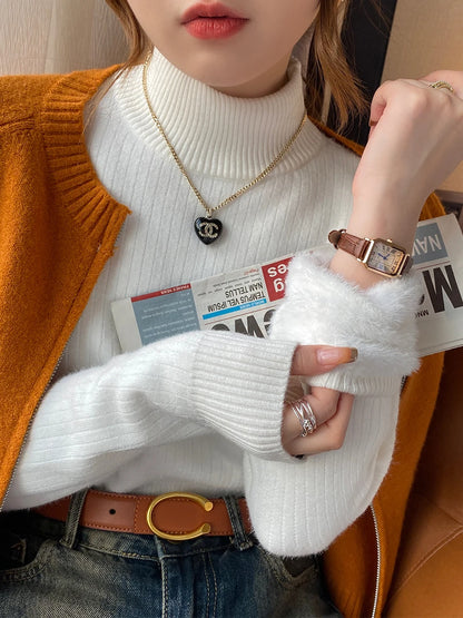 Women’s Warm Turtleneck Sweater